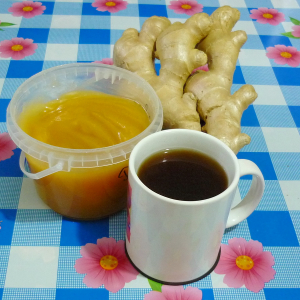 Что будет если добавлять мёд в горячий чай: канцероген в кружке обеспечен?